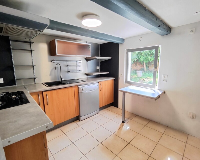 Maison atypique avec jardin et garage à Morschwiller-le-Bas (68790) - cuisine