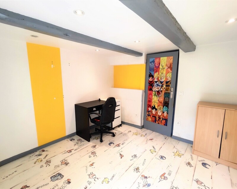 Maison atypique avec jardin et garage à Morschwiller-le-Bas (68790) - chambre