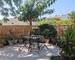 Appartement aux rez-de-chaussée entièrement rénové avec jardin  - Jardin