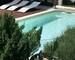 2 villas indépendantes composées de 3 appartements. - Piscine vue exterieure