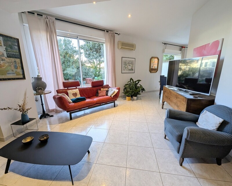 Maison 3 faces - 167 m² - Montpellier centre - SEJOUR 1