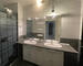 Appartement de 73 m2  centre ville proche gare - sous offre - - Img 9386 sdb l