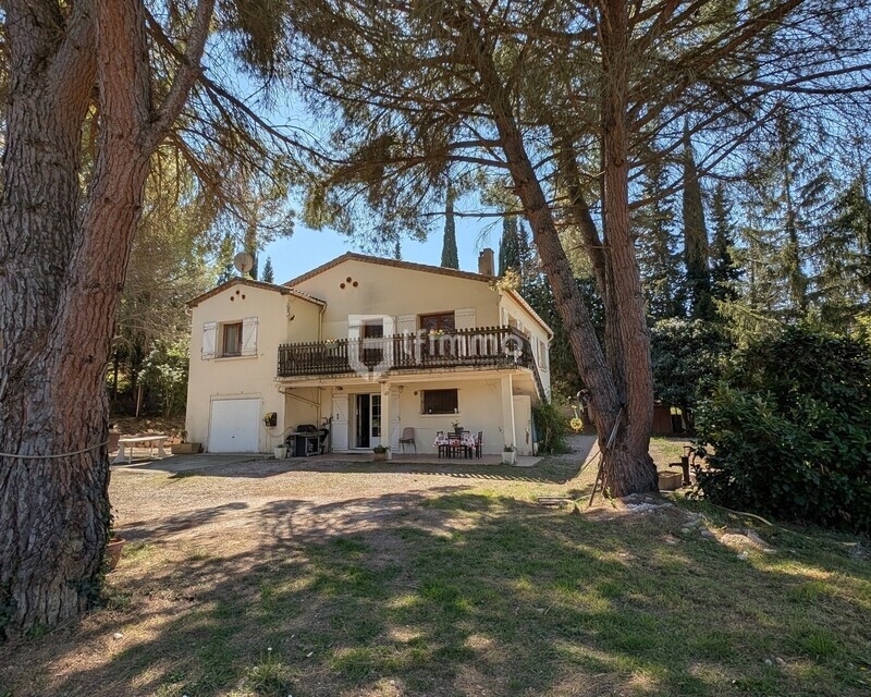 Maison avec 2 appartements  - Pxl 20250410 115721322.mp