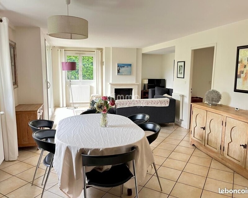 Belle villa avec 5 chambres, au calme,  jardin 765 m² - Ce1f1d729186f1d6d324748cb7c7f3a8a8471ba0