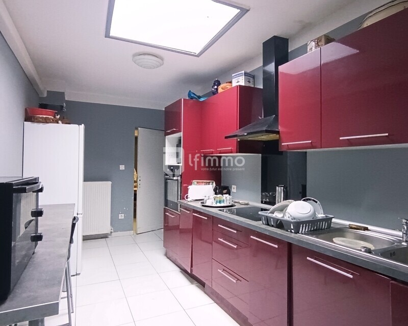 Maison au potentiel locatif de 145m2 - E0cb2dc2-8599-4623-8d57-4344182cb973