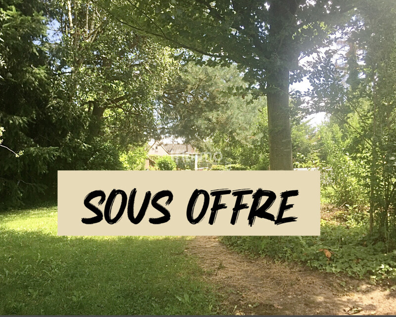 Terrain constructible de 730m² - 4c200a23-9d2f-4c26-9f51-20e317ded605