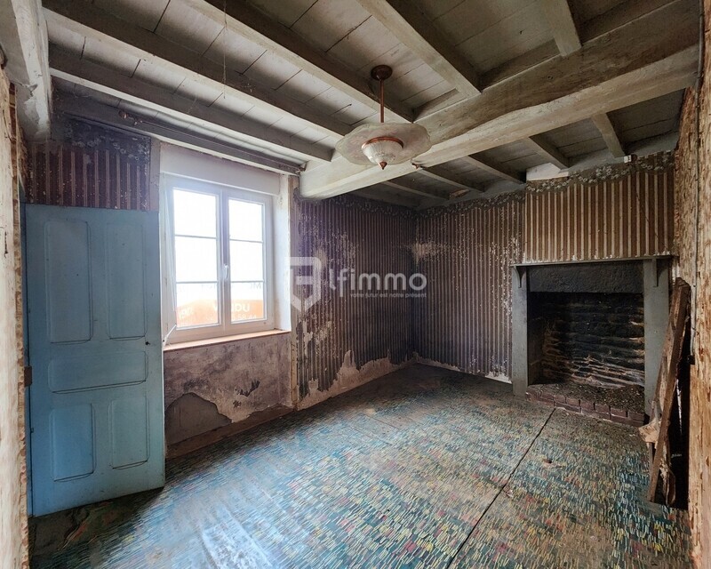 Maison à rénover avec un beau potentiel - 20250323 154205