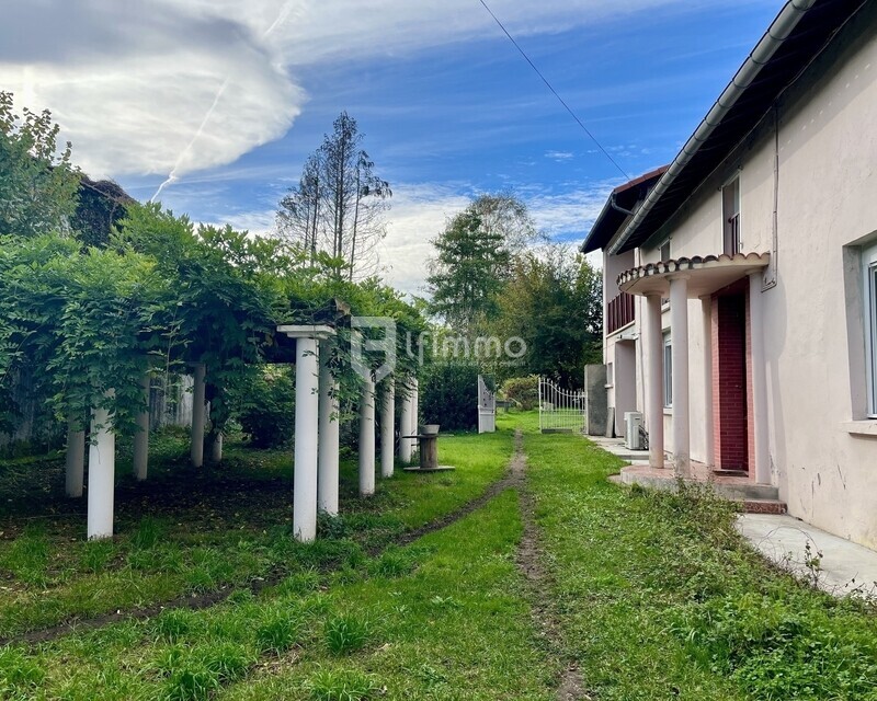 À Vendre : Charmante Maison à Mazères-de-Neste avec Bois Séparé - 1797fa1e-db24-45a4-8307-e5d4367f44ba