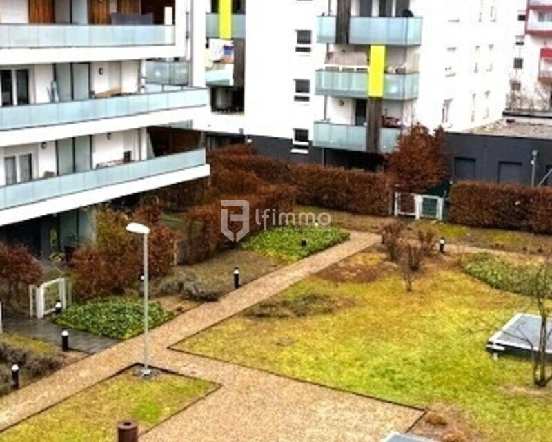 (TB T2 vendu loué) Etage élevé + Grand balcon + Parking privatif - Cour interieure