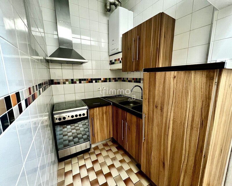 Maison duplex 75m² avec garage - Hyper centre de Jarnac (16200) - Img 7231