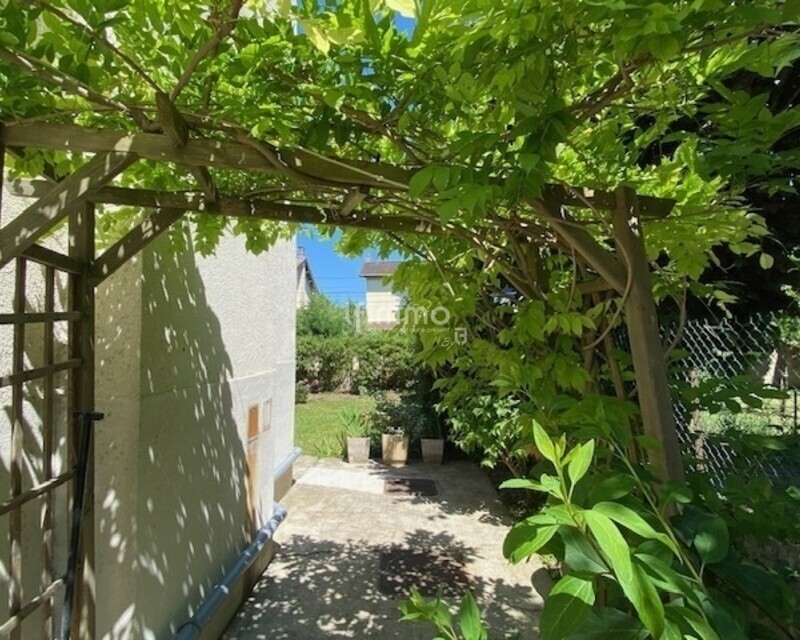 Maison 4 pièces avec jardin et terrasse, proche des bords de marne - Bourgeois jardin côté