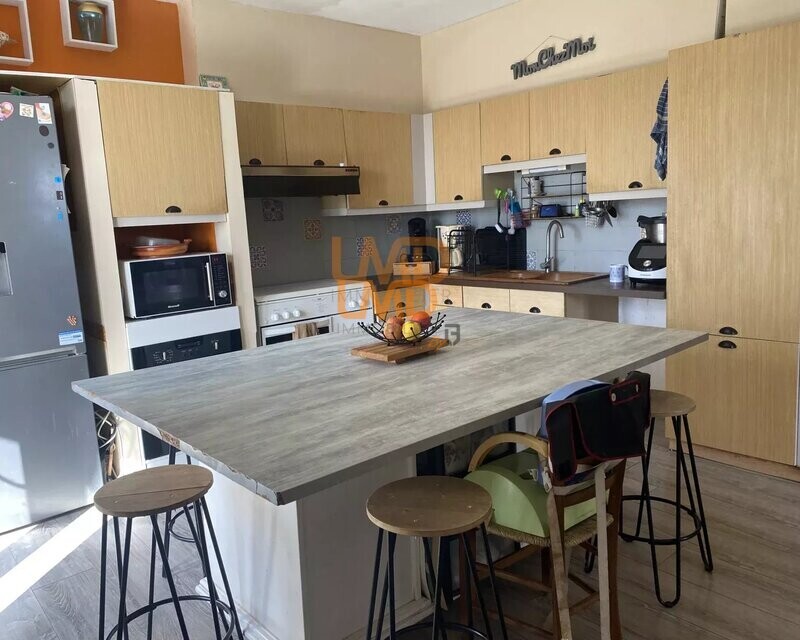 Grande maison avec appartement Indépendant et vue dominante - Maison Villeneuve