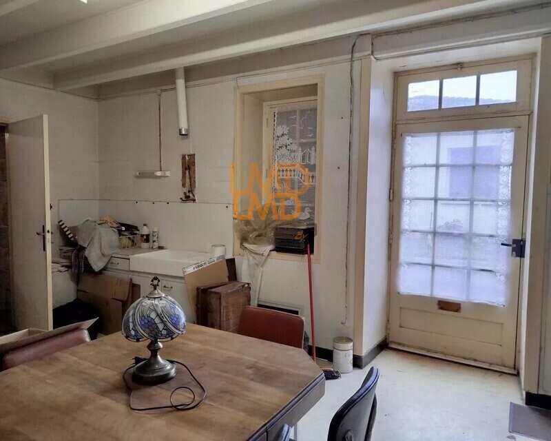 Maison de 74 m² à restaurer à Cherbonnières - 35919a0f-f684-4386-8e79-84f576b75b87