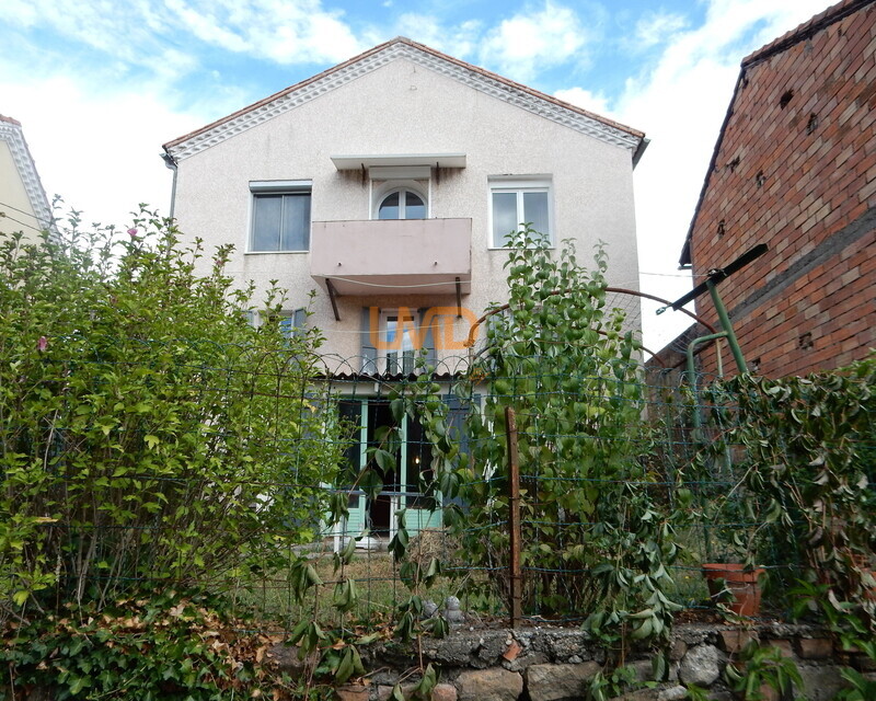 Maison EN Pierre Avec 2 Appartements - Garage - Grand Terrain - Dscn4577