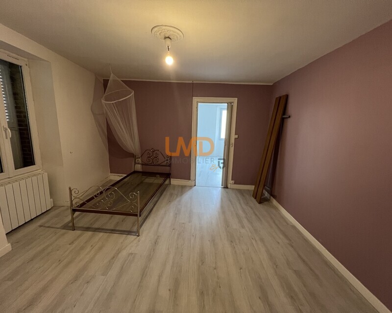 Maison Firmi 69000 € dont bouquet de 35 000 € - Chambre 1