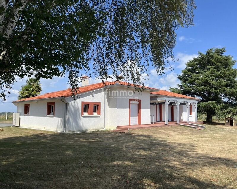 Maison de plain-pied rénovée – Vue imprenable sur les Pyrénées - Img 6104