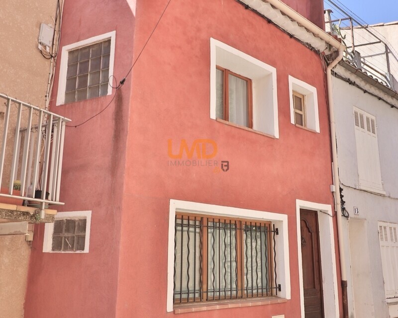 Le Luc: belle maison de ville T4 107m2 aucun travaux - Maison village T4 107m2 Le Luc