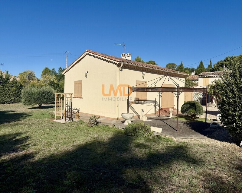 Draguignan–Maison individuelle–Grand terrain plat avec dépendances - Img 9228